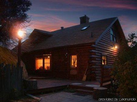 The Log House Lodge Три-Риверс Экстерьер фото